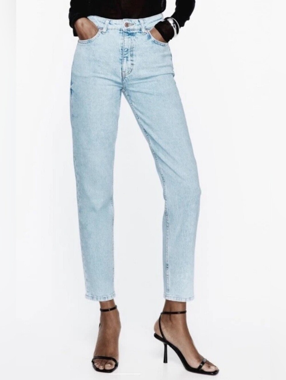 Zara High Waist Mom Fit Jeans Light Acid Wash Women's Size 4 Tapered Leg Denim